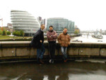 Eryk, Imran i Waldek na Tower Bridge